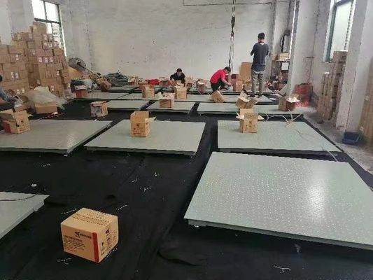 0.6m x 0.8m to 1m x 1.2m 0.5t-2t Weighing Platform Floor Buffering Scale Customizable